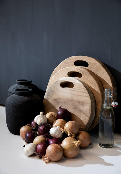 livinglovely.nl - The Teak Root Tray Natural Small - Snijplank - Bazar Bizar - livinglovely.nl