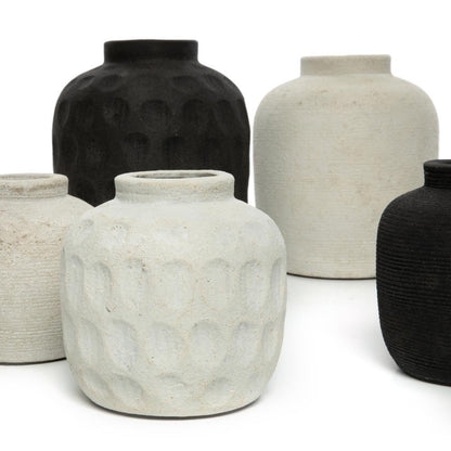 livinglovely.nl - The Trendy Vase - Concrete - M - Vaas - Bazar Bizar - livinglovely.nl