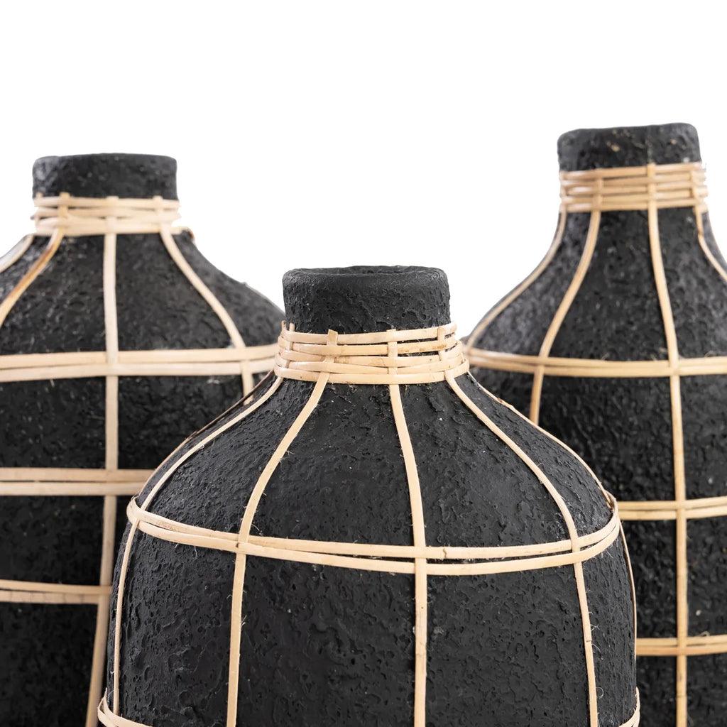 livinglovely.nl - The Whoopy Vase - Black Natural - L - Vaas - Bazar Bizar - livinglovely.nl