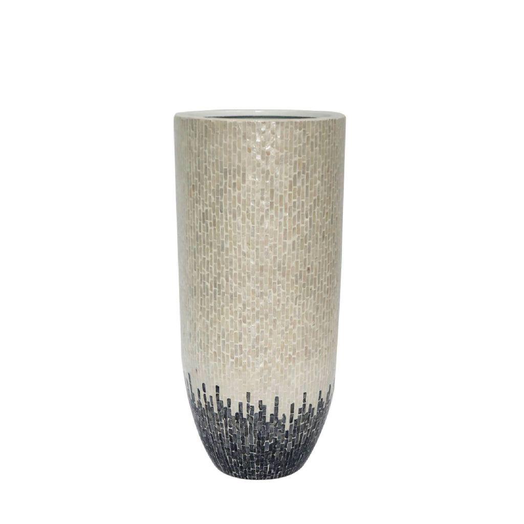 livinglovely.nl - Vojtech White round poly shell bamboo pot ombre L PTMD - Pot - PTMD - livinglovely.nl