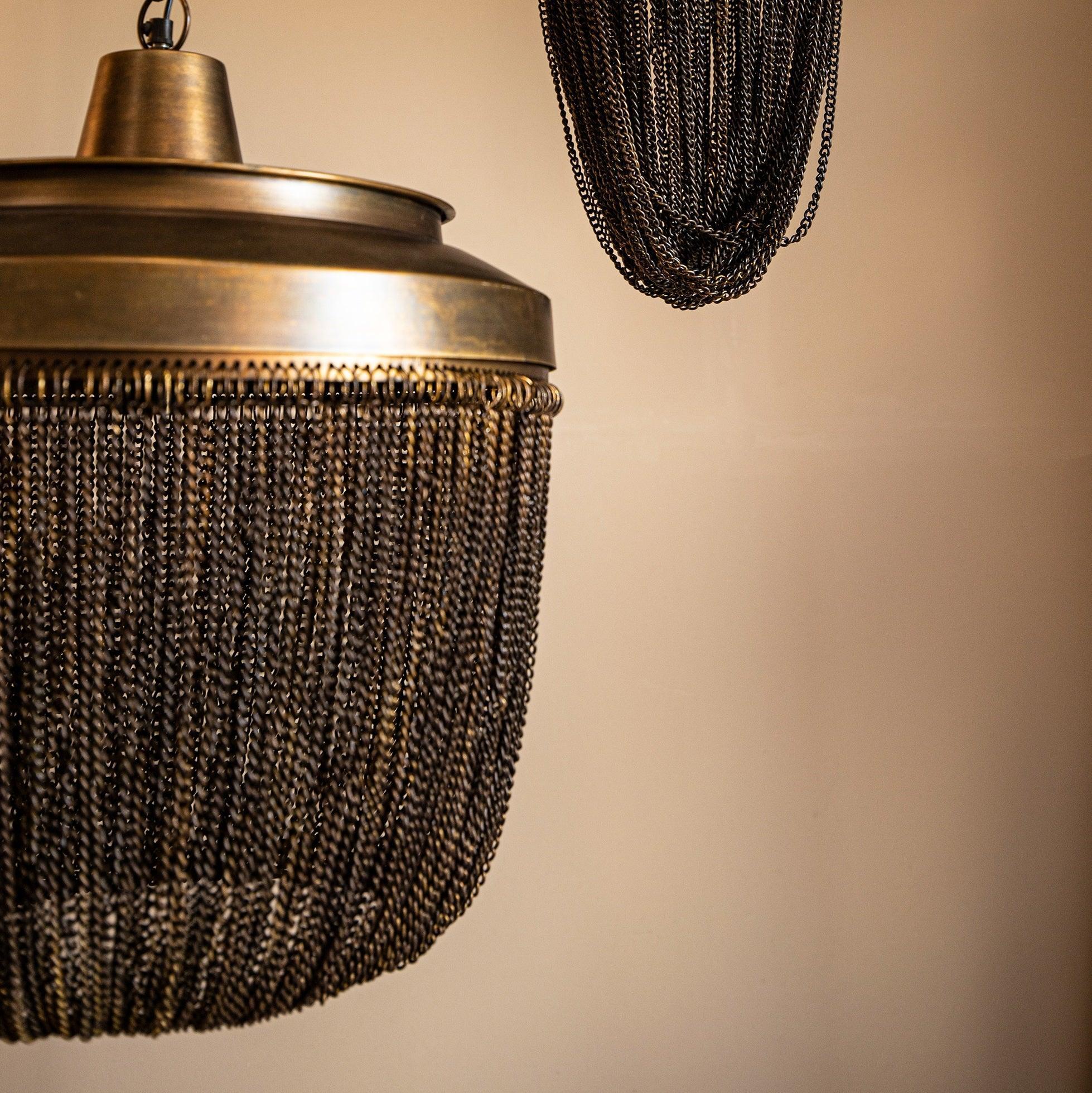 livinglovely.nl - Zelivo Gold iron hanging lamp deco chains round L PTMD - Hanglamp - PTMD - livinglovely.nl