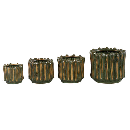 Luci Dark Green Ceramic Pot Ribbed Round XL van PTMD, bovenaanzicht van de opening op witte achtergrond
