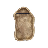 Mahniya Gold Paper Machee Organic Oval Wall Panel van PTMD, detail van de gouden papier-maché textuur