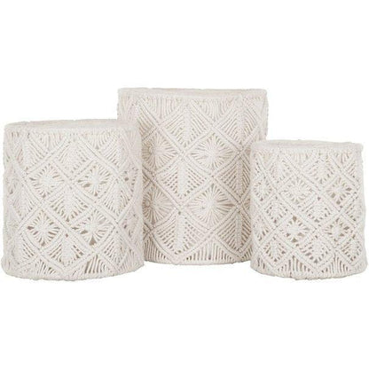 Manden Boho van MUST Living, set van drie ronde macramé manden in wit met gevlochten handvatten
