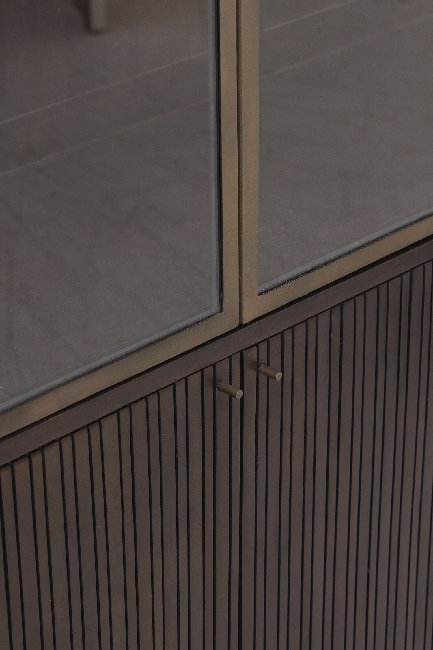 DTP Home Maroon Vitrinekast