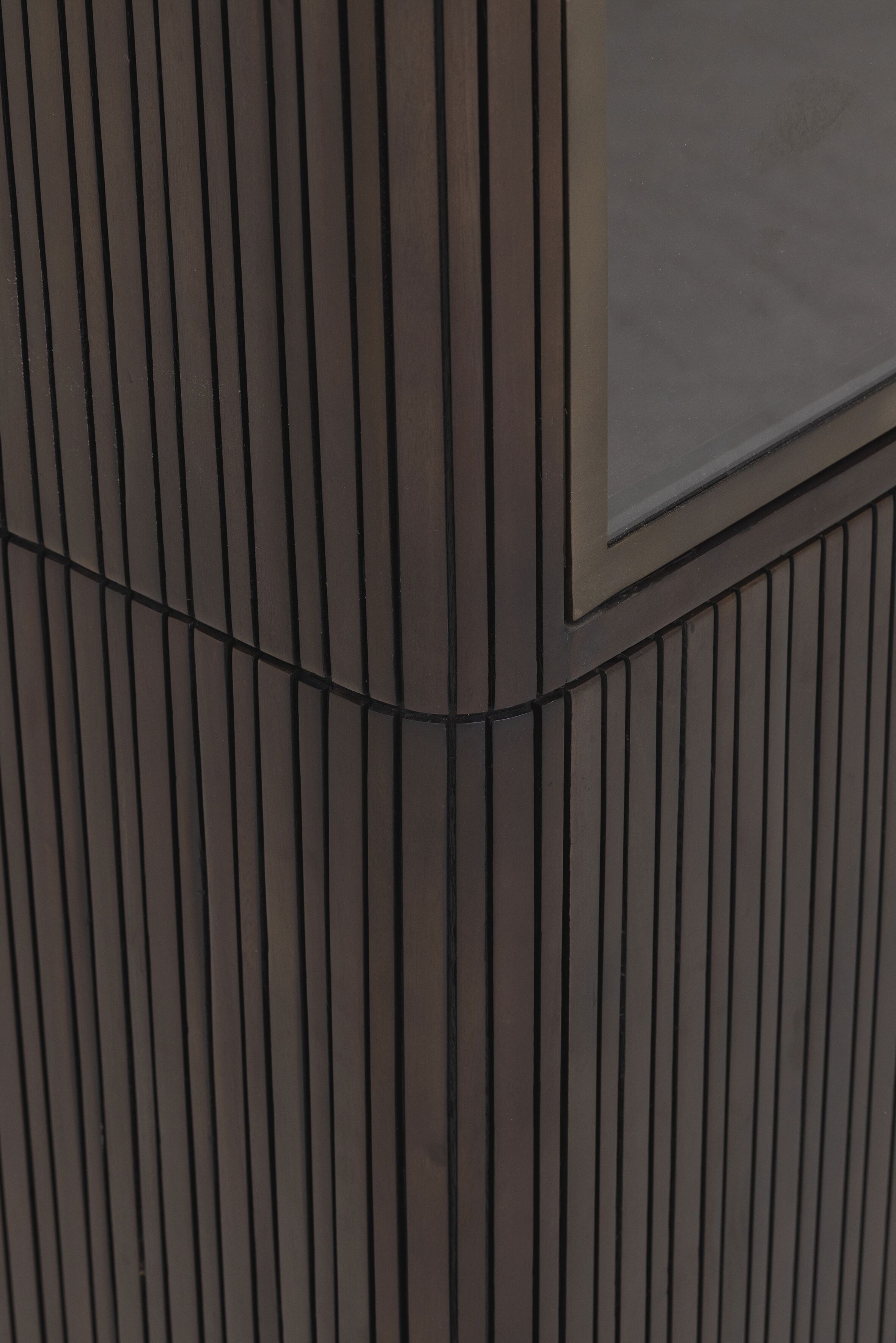 DTP Home Maroon Vitrinekast