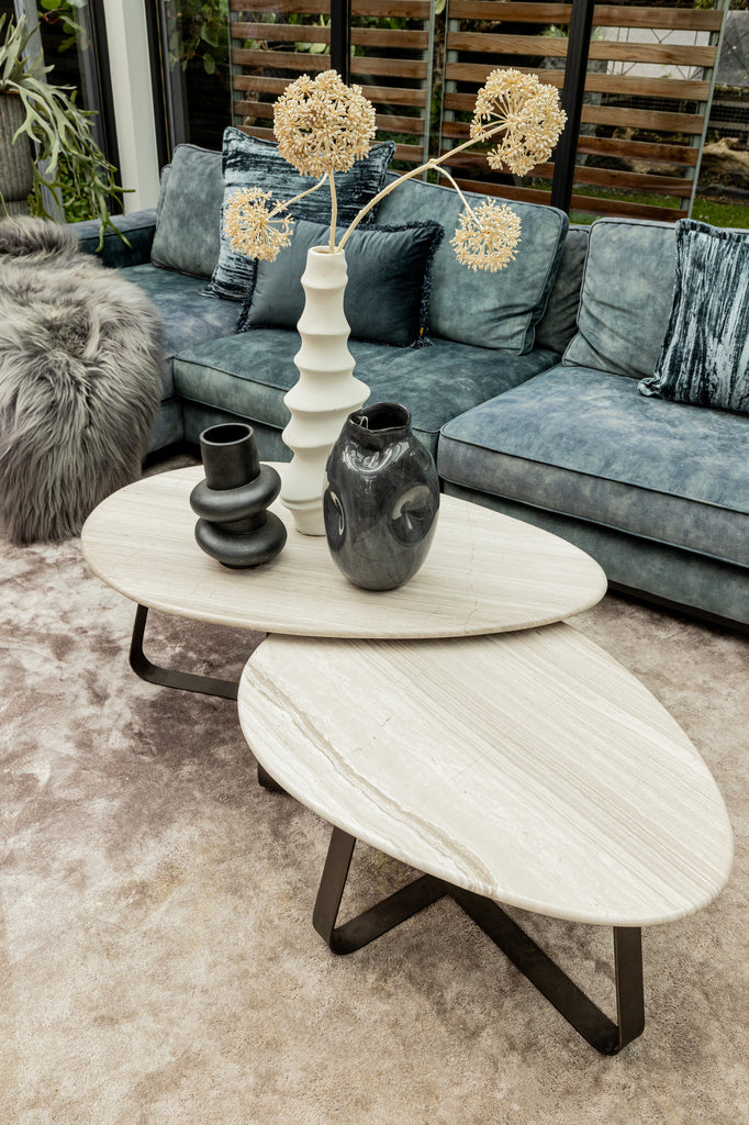 Muka Salontafel low dark grey base white marmer PTMD - Salontafel - PTMD - livinglovely.nl