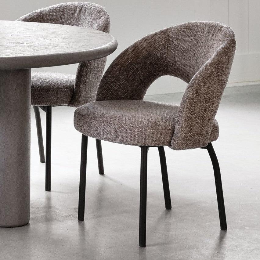 Must Living Eetkamerstoel Arca Bruin - Eetkamerstoel - MUST Living - livinglovely.nl