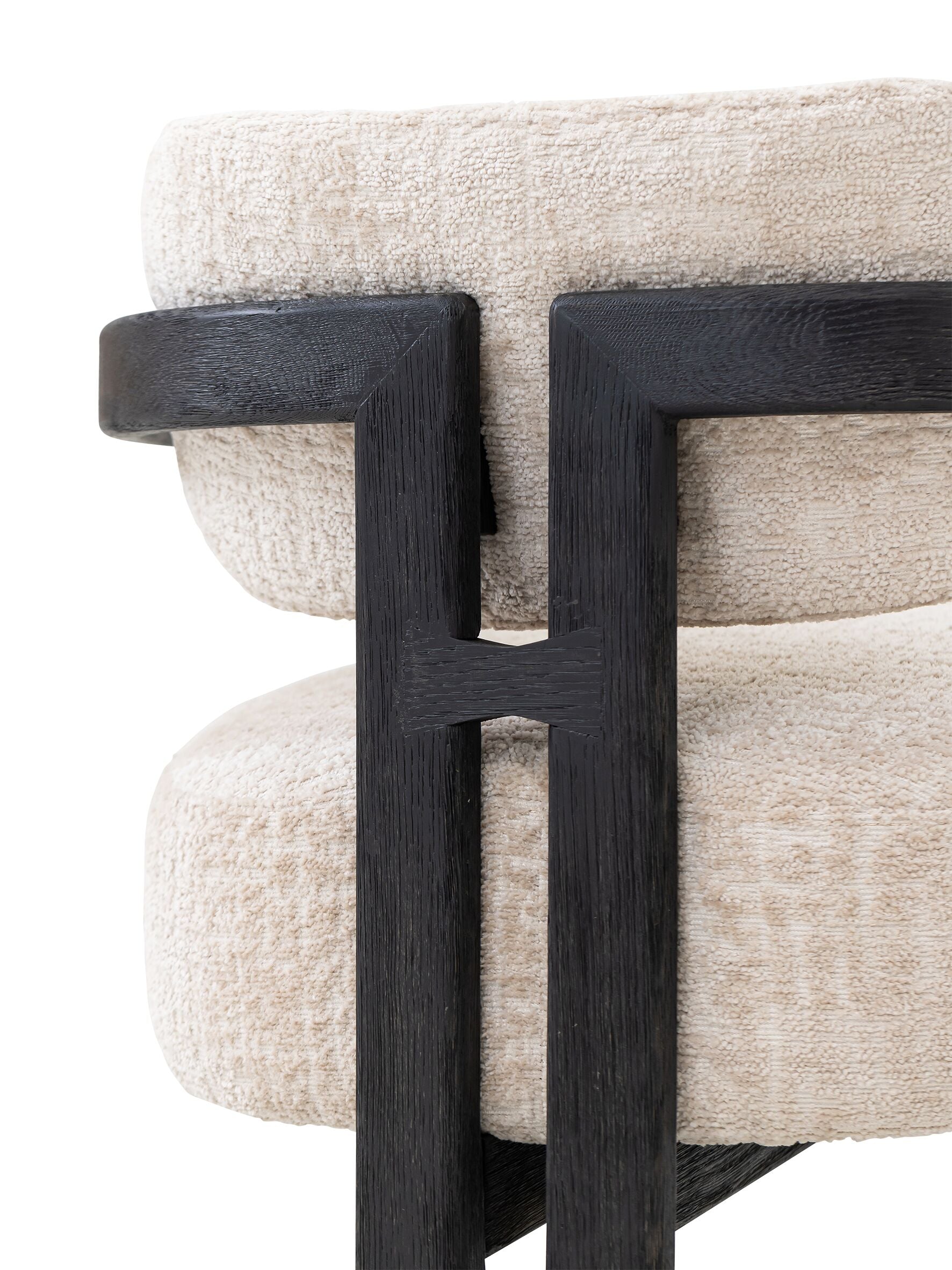 Must Living fauteuil Kelly Luxor Sand Zwart - Fauteuil - MUST Living - livinglovely.nl