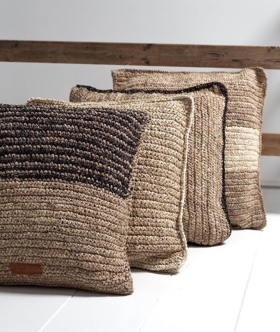 Must Living Kussen Menton Vierkant - Kussen - MUST Living - livinglovely.nl