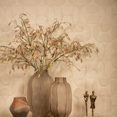 Natae Beige Round Glass Ribbed Vase High van PTMD in een natuurlijk gestyled interieur