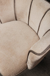 Nell Beige Eetkamerstoel aphrodite 3 beige stripes PTMD - Eetkamerstoel - PTMD - livinglovely.nl