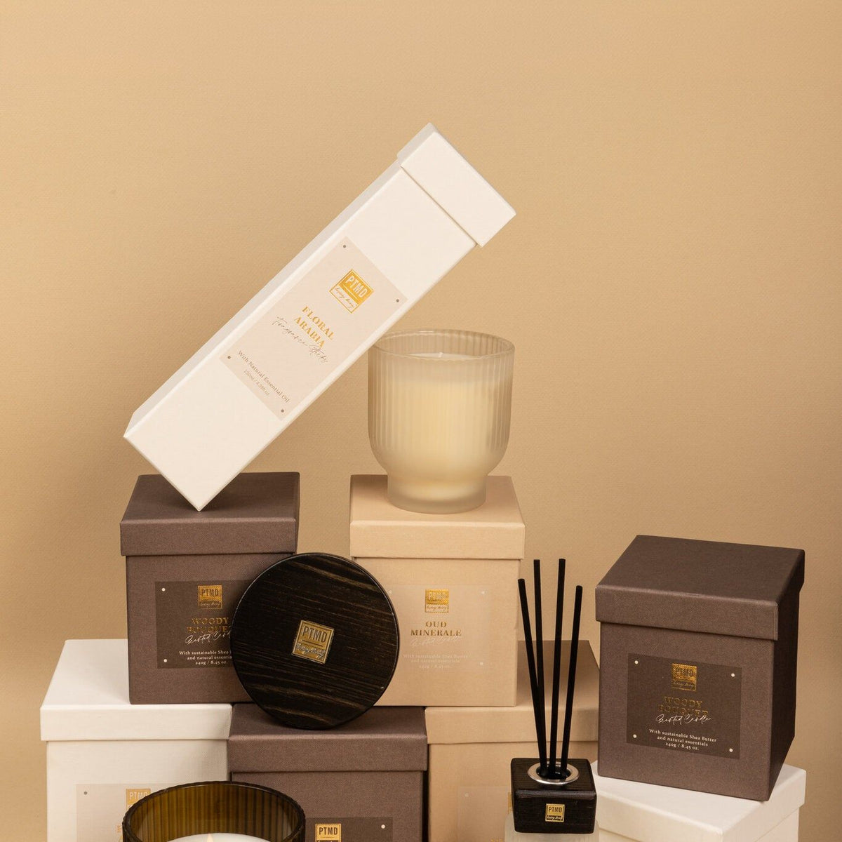 New Elements Geurstokjes Floral Arabia 130ml van PTMD, geurstokjes en kaarsen met cadeauverpakkingen