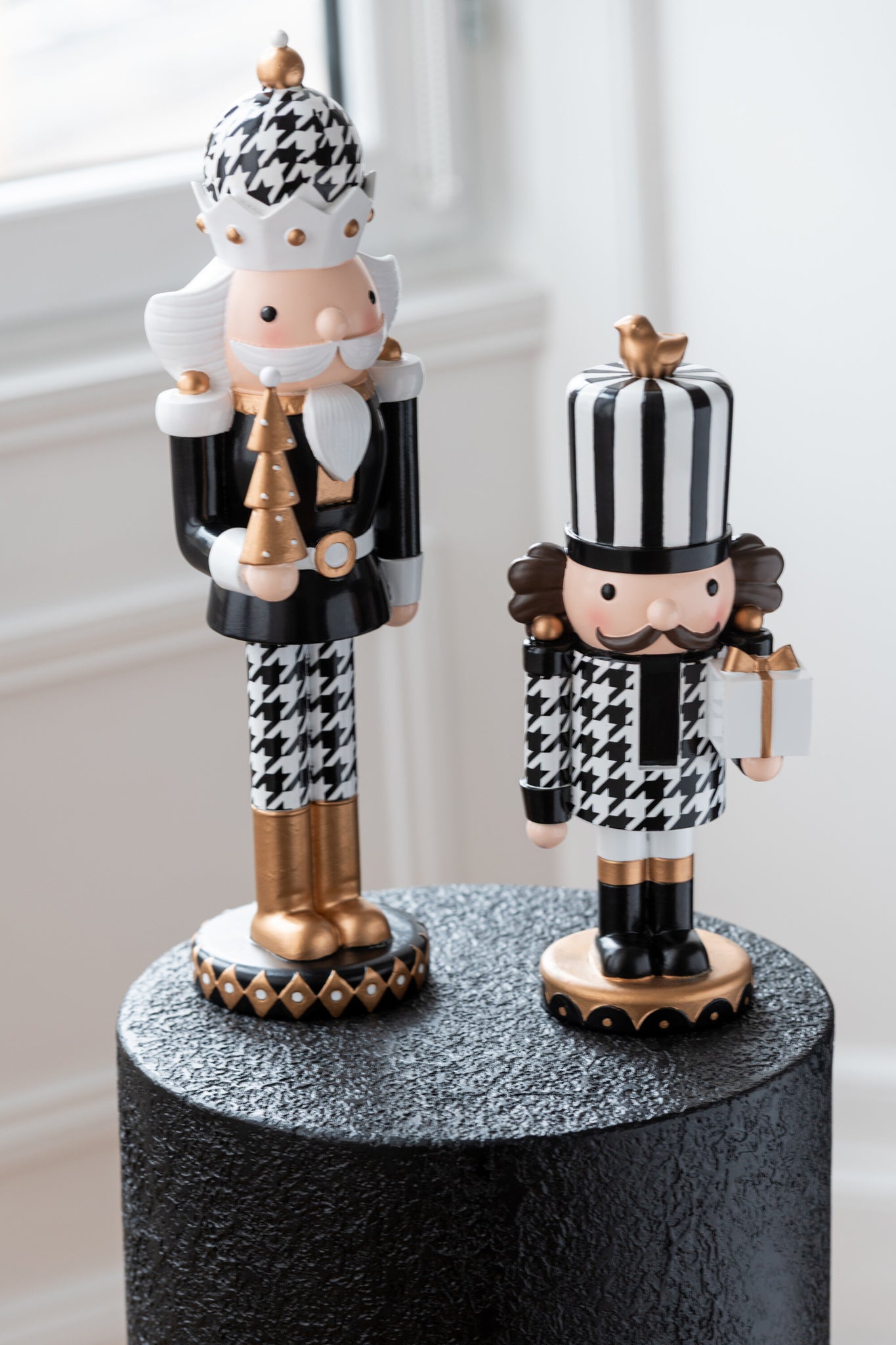 Nutcracker Pied-De-Poule Resin Multicolored Small - - J-Line - livinglovely.nl