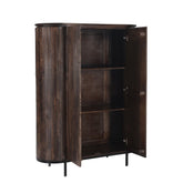 Noor opbergkast in Walnut met geopende deuren en drie vaste schappen