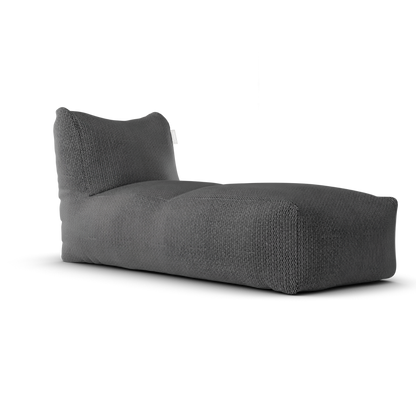 Original Long Chair Anthracite van Laui Lounge, antracietgrijze loungestoel van waterafstotende stof schuin van voren