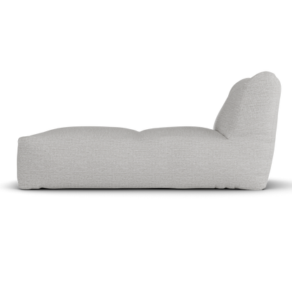 Laui Lounge loungestoel in ash grey van opzij, met zichtbare diepte van 150 centimeter