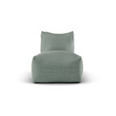 Zeegroene Long Chair van Laui Lounge van voren, met brede zitting van 68 centimeter