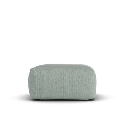 Zijaanzicht van de zeegroene Square Pouf van Laui Lounge met zithoogte 34 cm