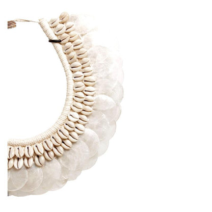 Ornament Indonesische Schelpenketting Nani Wit/Beige Large - Pole To Pole - Ornament - Pole To Pole - livinglovely.nl