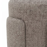 Pico Poef Stof Taupe Rond Legacy van PTMD, extra productfoto van de stof poef in taupe