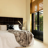 Plaid Linde Grijs Fluweel in Giftbox - 220 x 240 cm PTMD - Poef - PTMD - livinglovely.nl