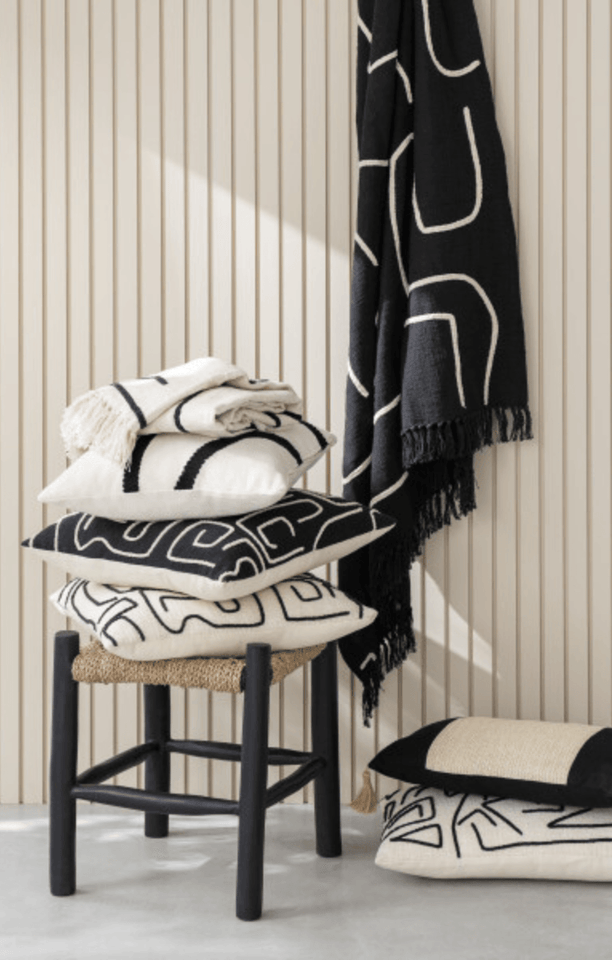 Plaid Strepen/Bogen Katoen Zwart/Wit 130x180cm - Poef - J-Line - livinglovely.nl