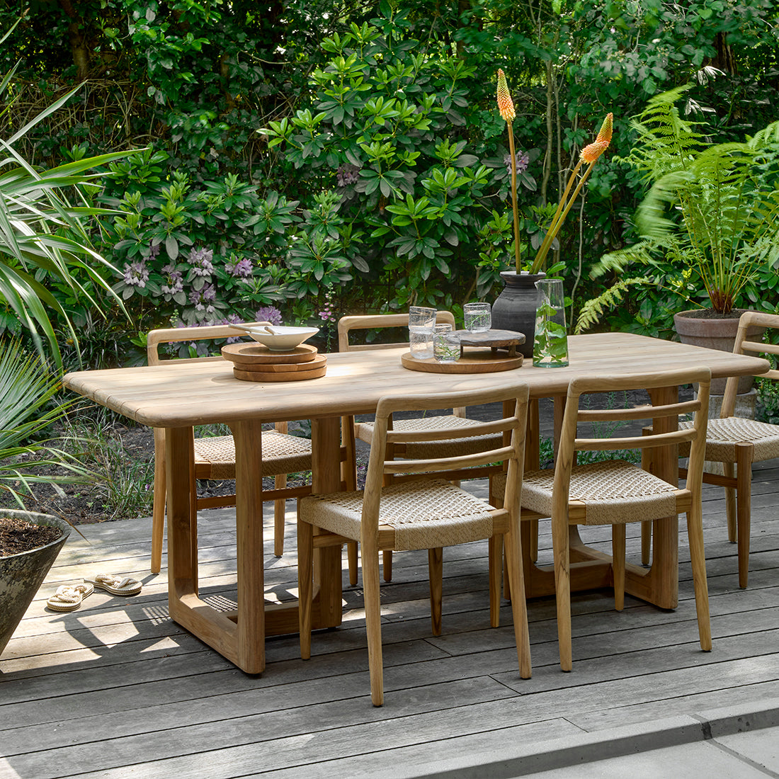 Primavera Teakhouten Eettafel Outdoor 200cm Raw Materials - Eetkamertafel - Raw Materials - livinglovely.nl