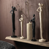 Rafah Clay Poly Woman Statue Holding Pot Low PTMD - Beeld - PTMD - livinglovely.nl