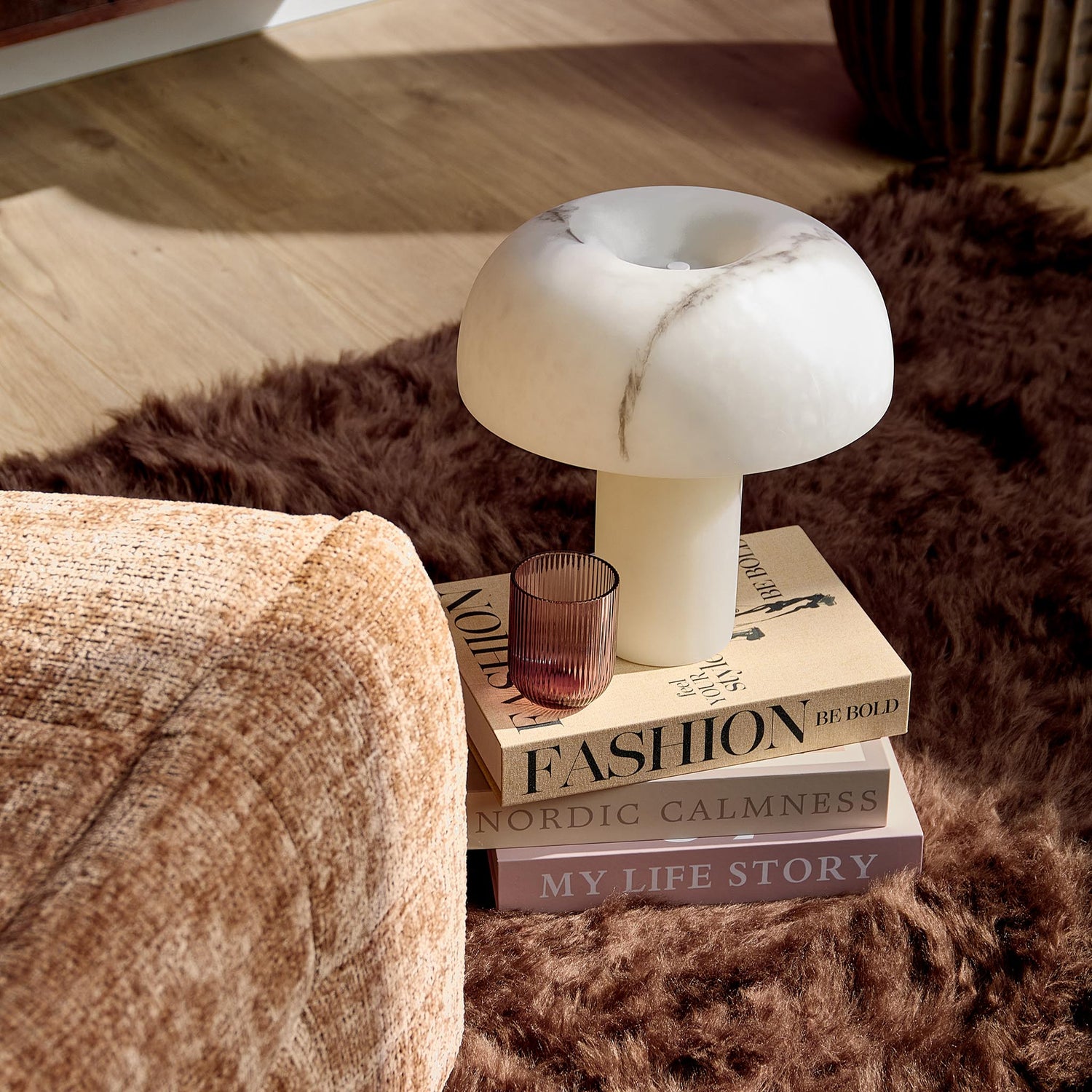Relaxfauteuil Chill Cinnamon van Starfurn, onderhoudsvriendelijke stof die je afneemt met een vochtige doek
