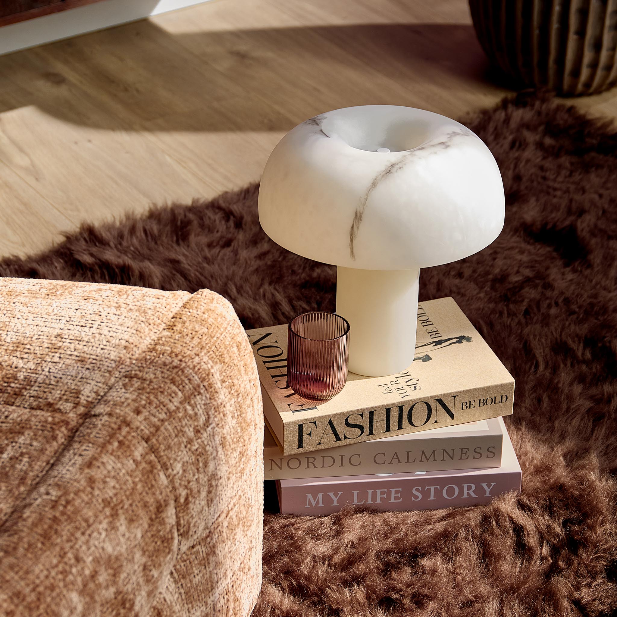 Relaxfauteuil Chill Cinnamon van Starfurn, onderhoudsvriendelijke stof die je afneemt met een vochtige doek