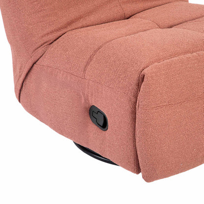 Relaxfauteuil Lazy van Starfurn in roze stof, zijaanzicht met de rugleuning gekanteld