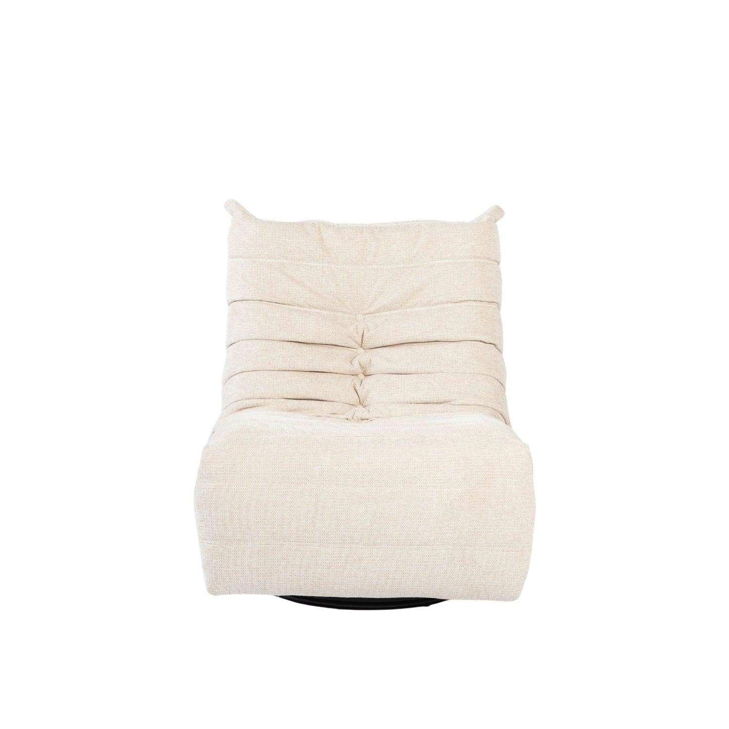 Relaxfauteuil Zen van Starfurn in beige, detail van de geplooide bekleding