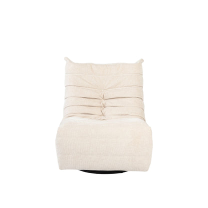 Relaxfauteuil Zen van Starfurn in beige, detail van de geplooide bekleding