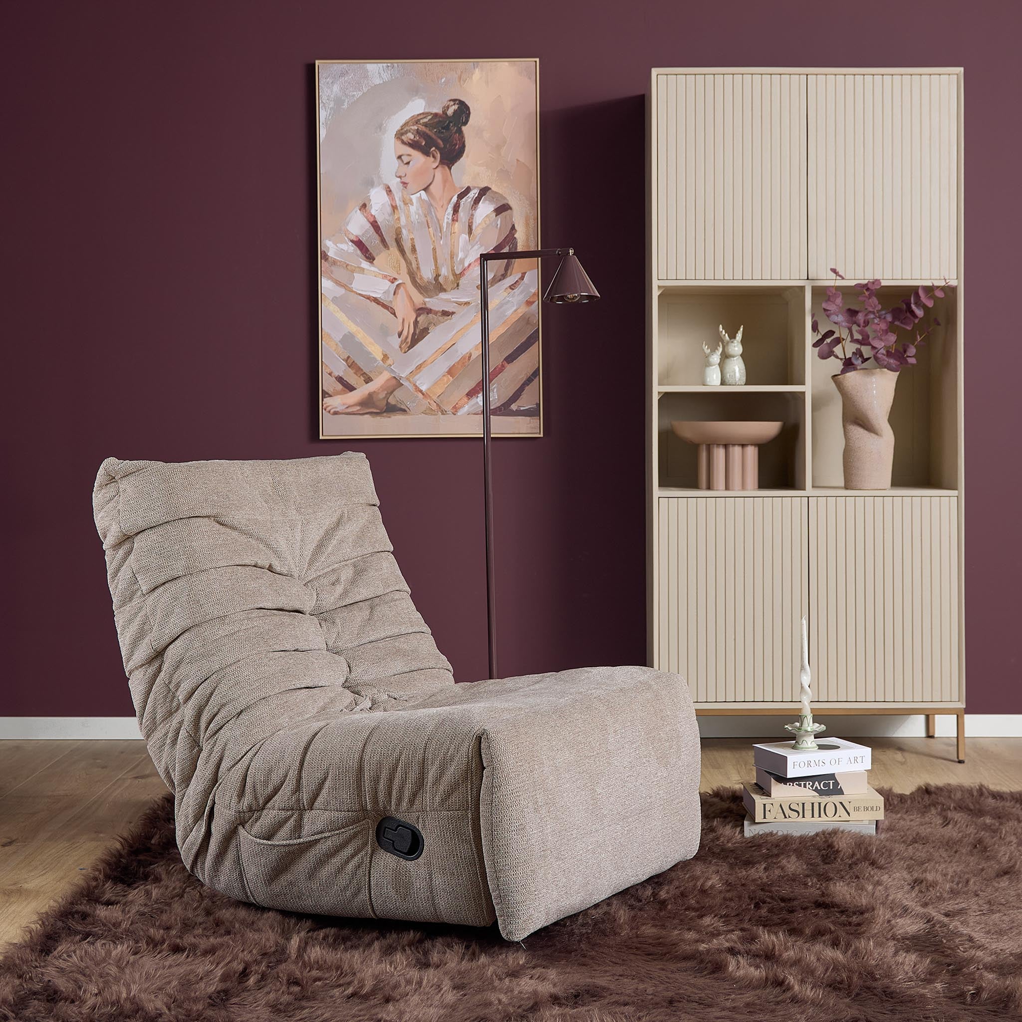 Relaxfauteuil Zen van Starfurn in taupe stof, bovenaanzicht van de zachte zitting