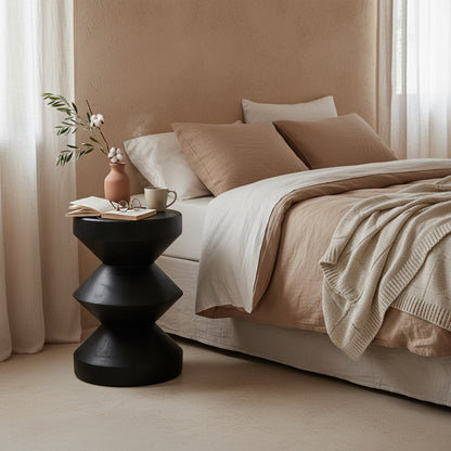 Forma side table Rizo zwart Raw Materials