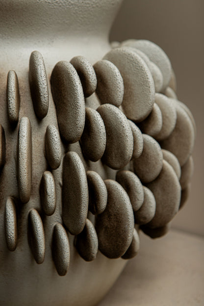 Wina Beige Ceramic Vase With Round Scales Low L PTMD