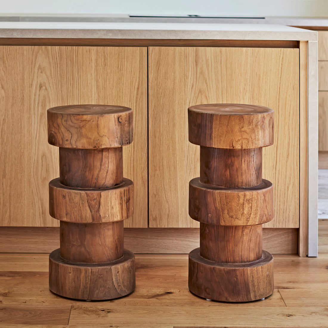 Forma barkruk Totoma Natural Raw Materials