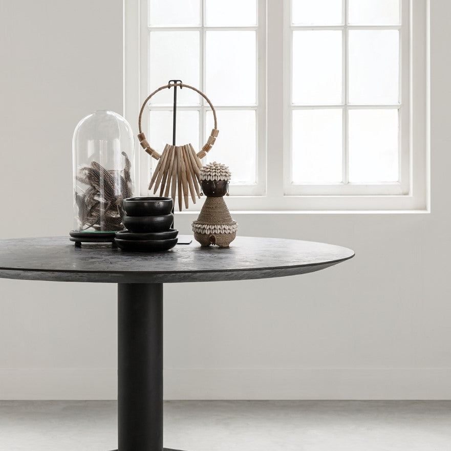 Zwarte Mortex eettafel Soho met kruispoot sfeerbeeld