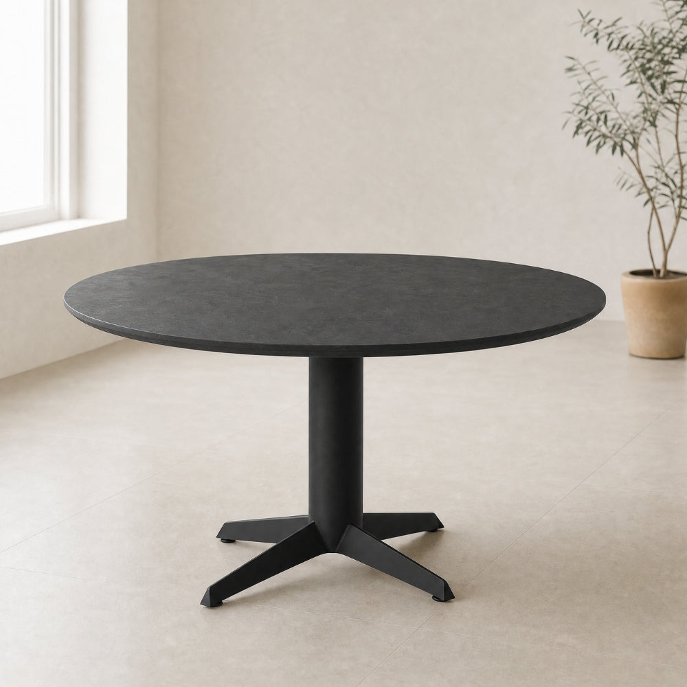 Zwarte ronde Mortex eettafel Ø150cm met kruispoot vooraanzicht