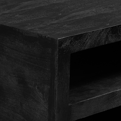 Detail van de twee open vakken van de Salontafel Brussel Zwart van Starfurn