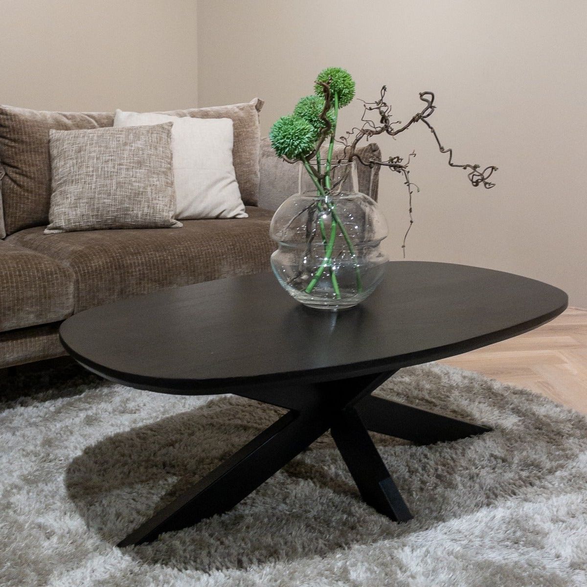 Salontafel Jesper Kala 120cm in een woonkamer