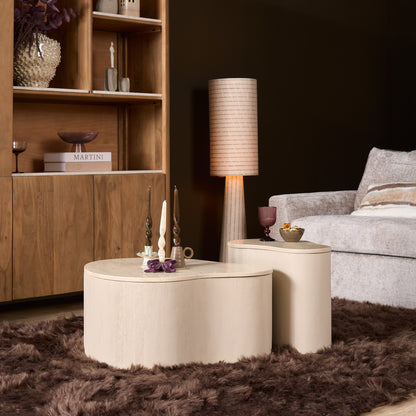 Salontafel Lovi 77cm van Starfurn naast de kleinere Lovi in een sfeervolle woonhoek