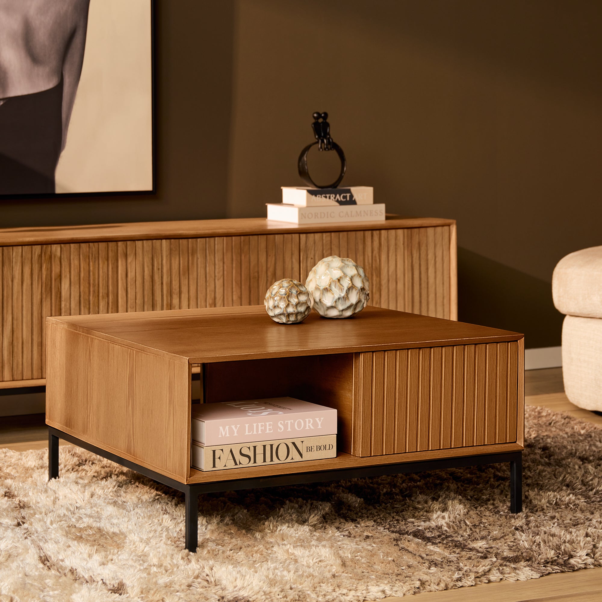 Vierkante salontafel Madison 80cm van Starfurn in mangohout naturel, vooraanzicht van de vierkante tafel