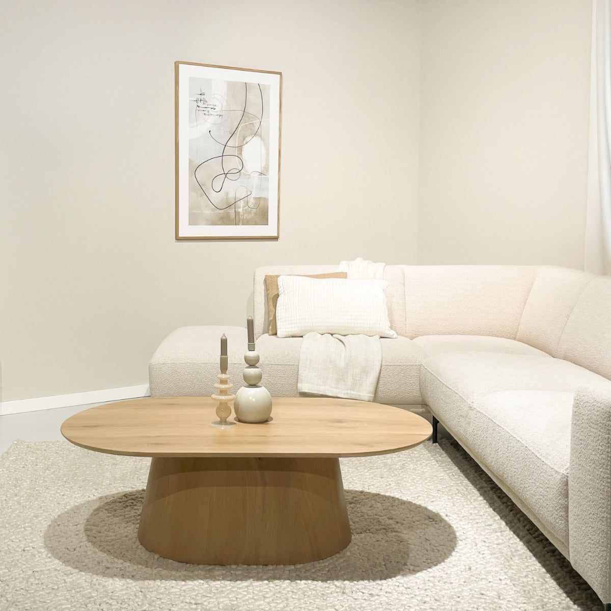 Salontafel Novero naturel 120cm in een woonkamer