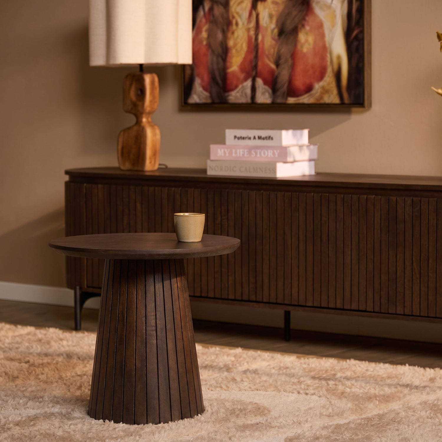 Ronde salontafel Solana van Starfurn in bruin mangohout met een doorsnede van 50 cm