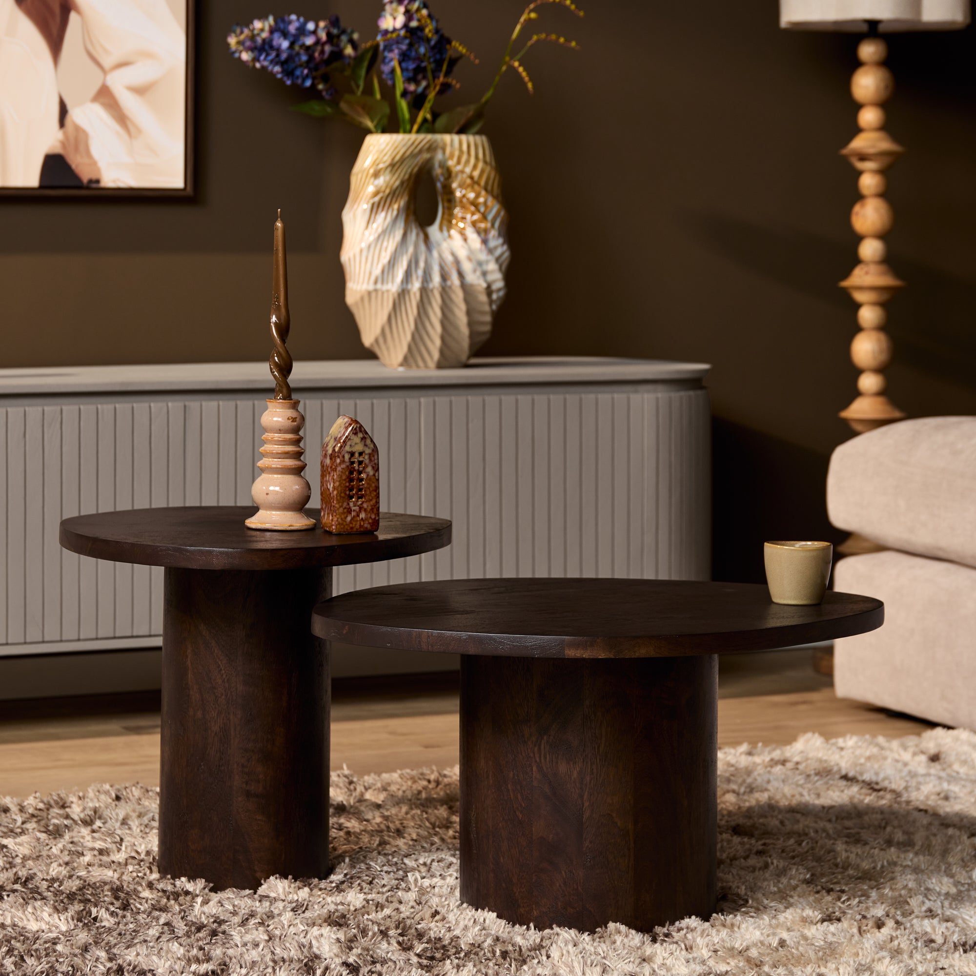 Salontafels Mirre van Starfurn in bruin mangohout, set van twee ronde tafels