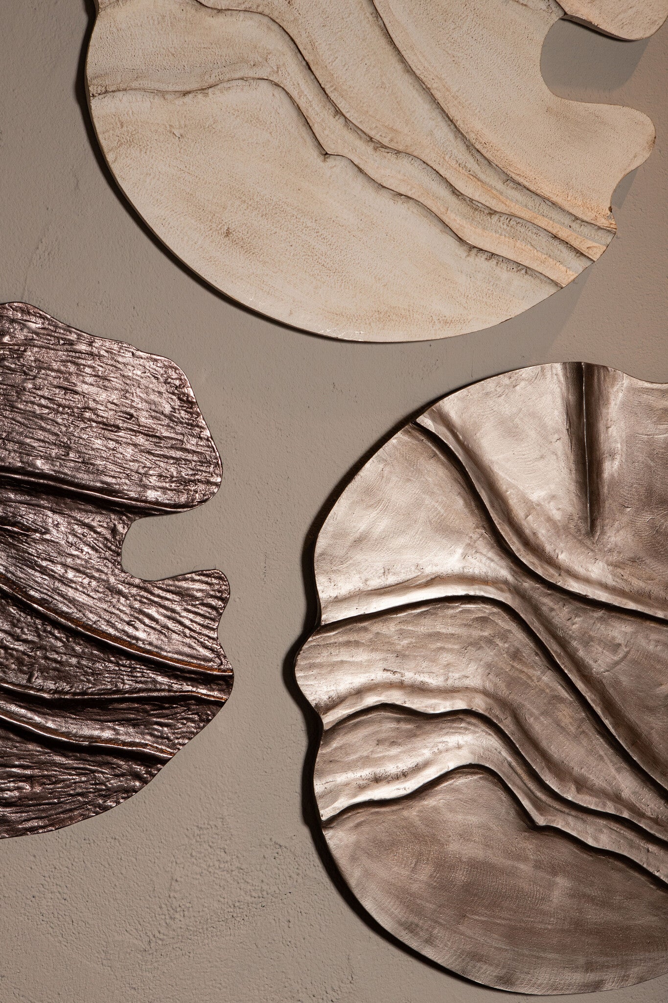 Samraj Bronze Casted Alu Wall Panel Wave Structure PTMD - Wandpaneel - PTMD - livinglovely.nl