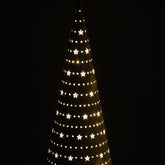 Groot wit kerstboompje van J-Line met brandende ledlampjes in het donker