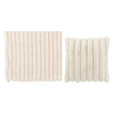 Set Van 2 Plaid en Kussen Corduroy Wit van J-Line, plaid en kussen naast elkaar op witte achtergrond